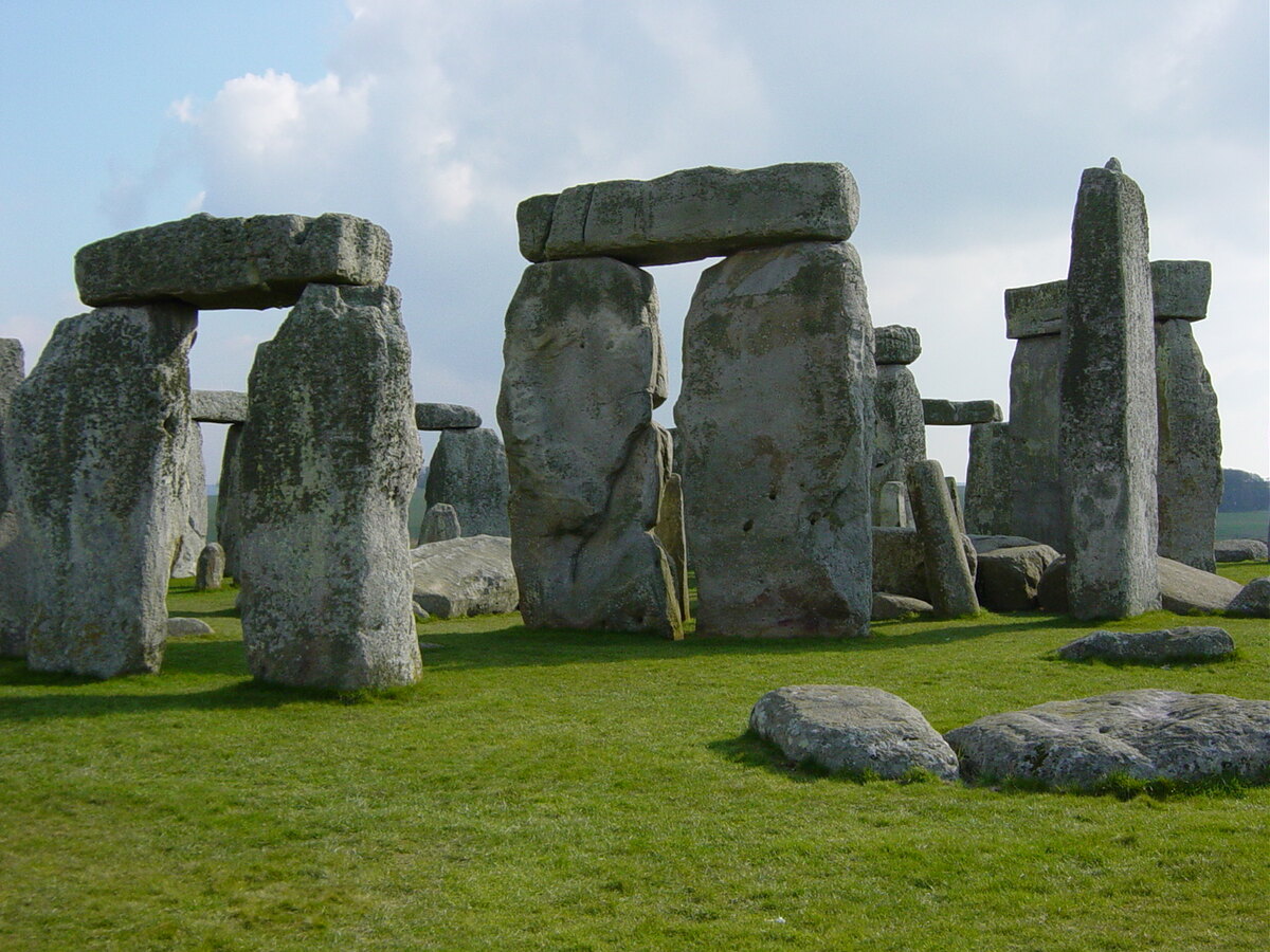 Les grands trilithes de grès sarsen de Stonehenge