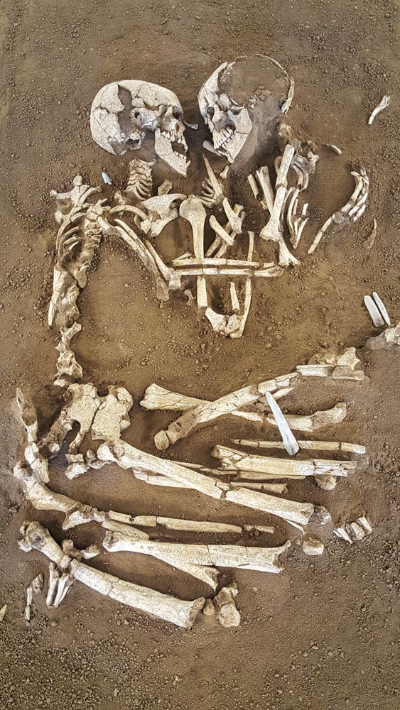 Les Amants de Valdaro, squelettes néolithiques enlacés, Mantoue, Italie
