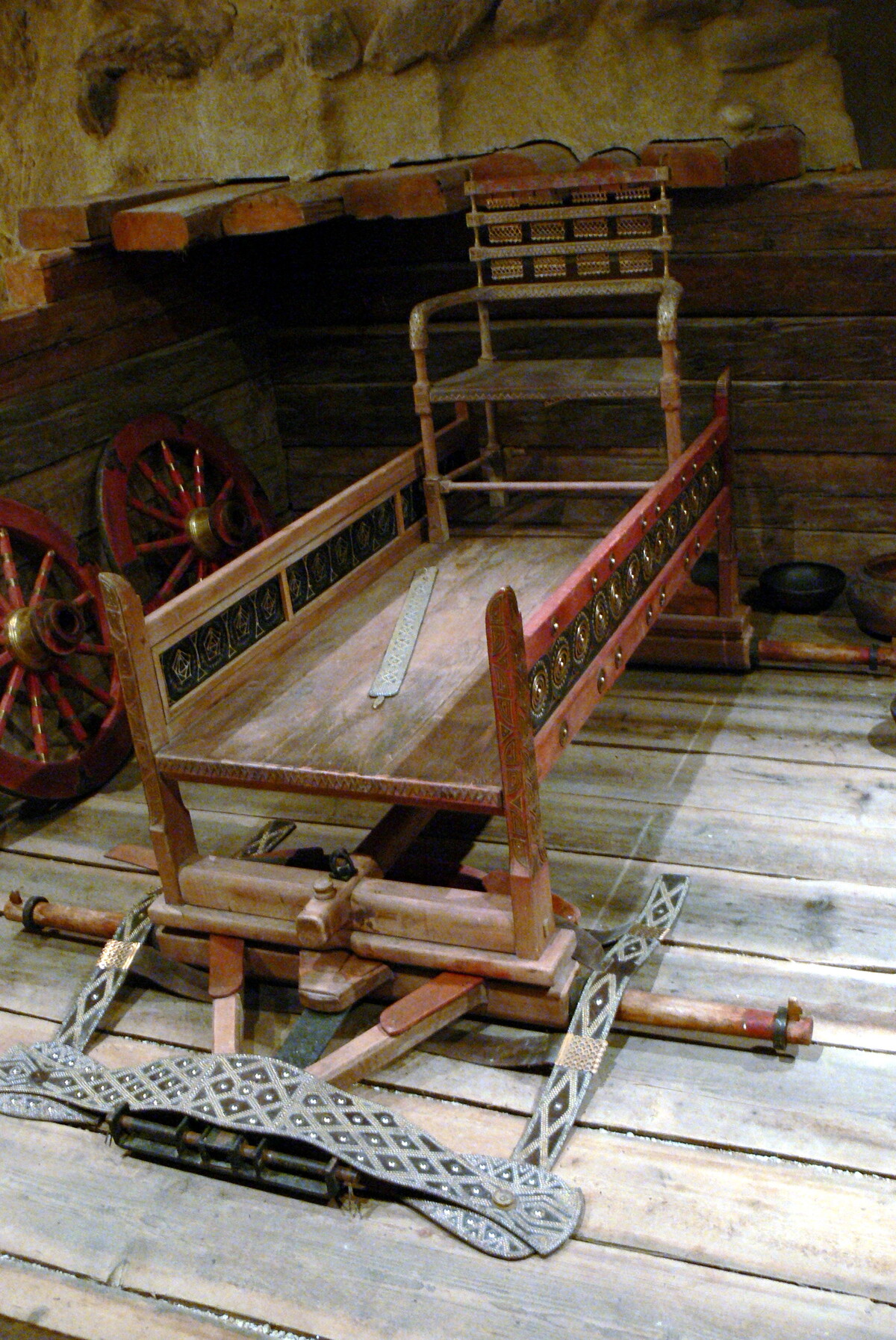 Reconstitution d'un char celtique à deux roues de l'âge du fer
