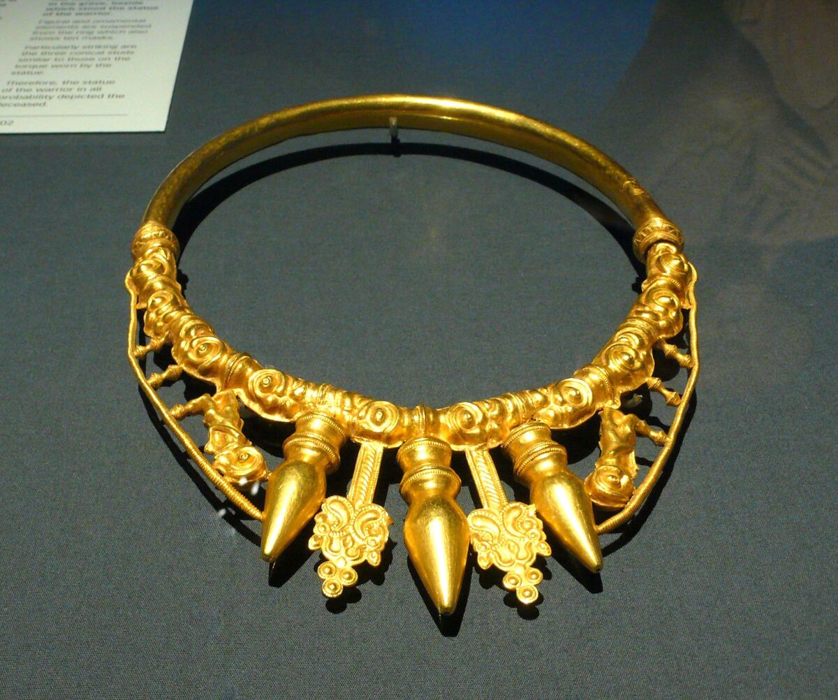 Objets d'orfèvrerie celte en or de la période de La Tène