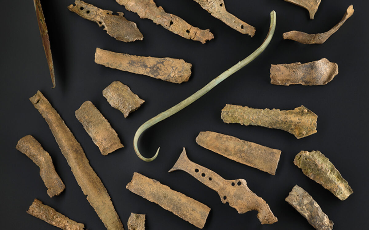 Bronze Age weapons hoard from Duddingston Loch, Scotland