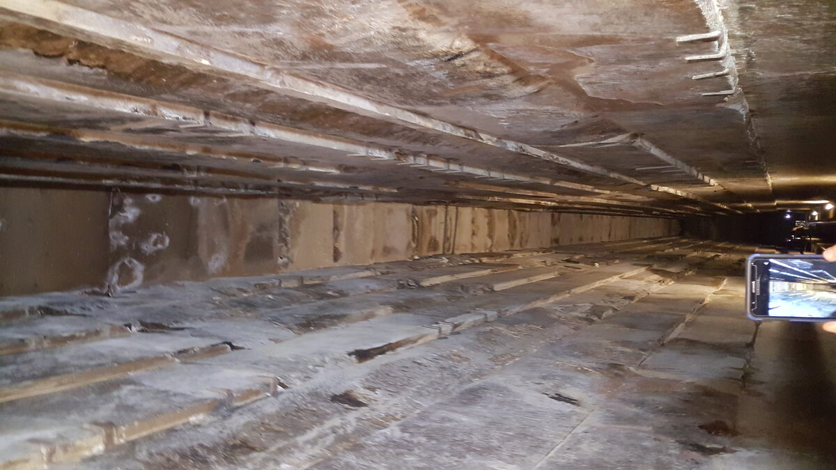 Grande Galerie de la pyramide de Khéops, couloir en encorbellement de 47 mètres de long