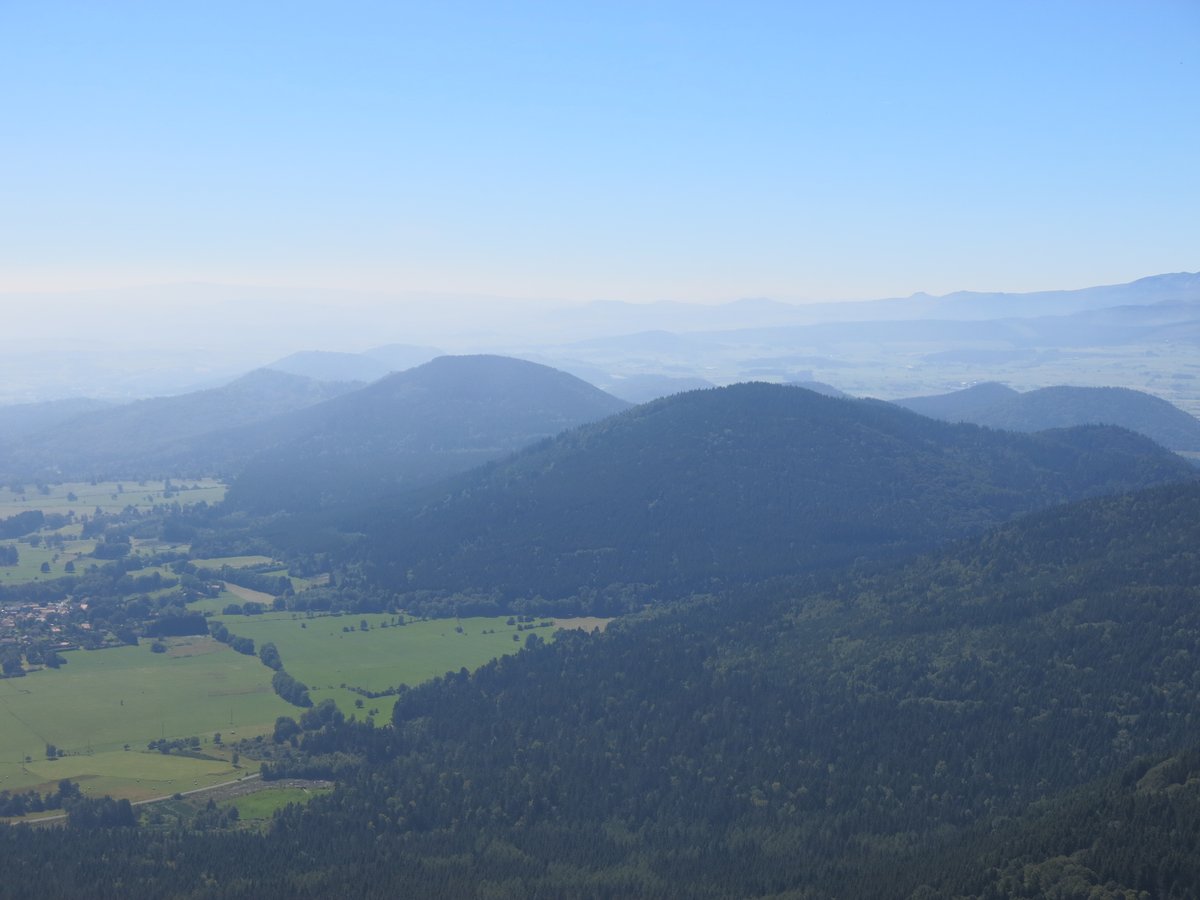 Chaine des Puys depuis le Puy de Dome, Auvergne, France