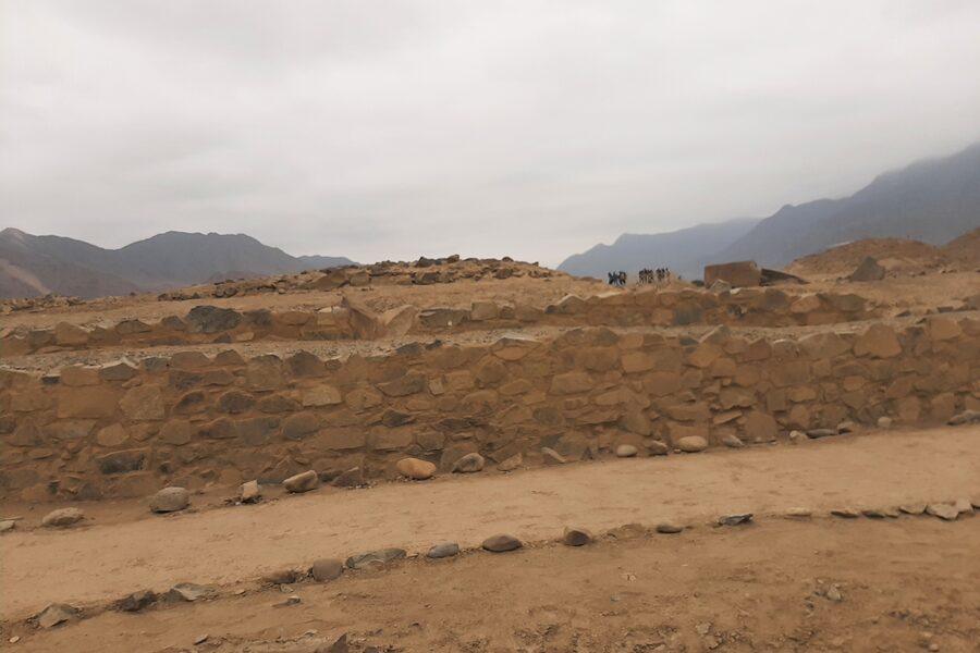Place circulaire encaissée de Caral