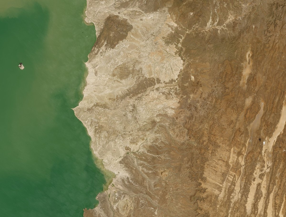 Image satellite de la rive est du lac Turkana dans la région de Koobi Fora, au nord du Kenya