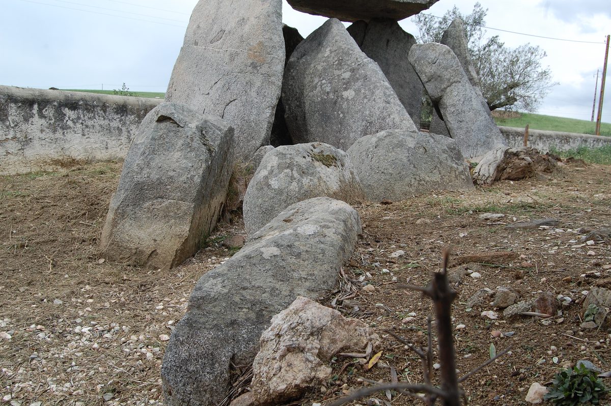 Dolmen Anta da Vidigueira, Alentejo, Portugal