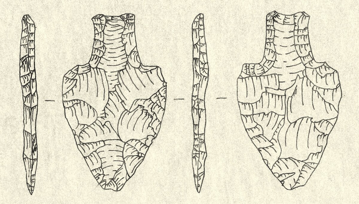 Fell-type fishtail projectile points with flaring base and stem, Patagonia