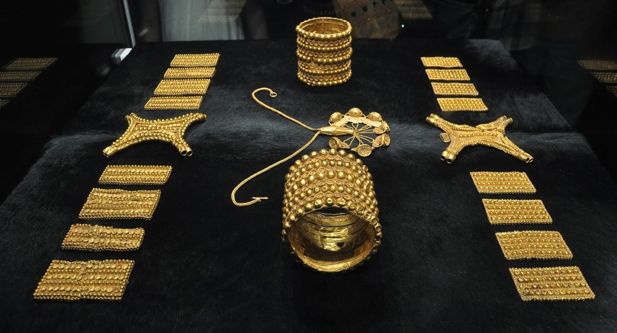 Trésor du Carambolo, bijoux en or de Tartessos